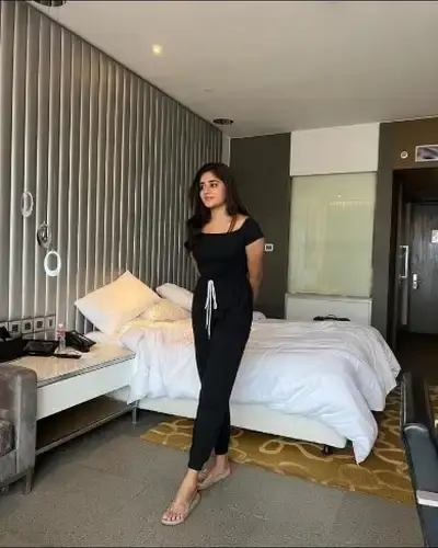Call Girls Service in Yellandu